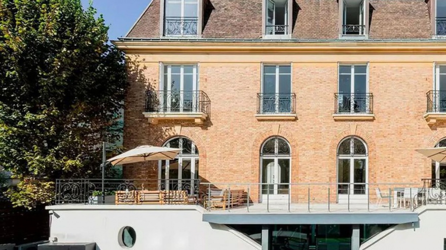 Según afirma RMC Sport, el futbolista y su familia ya han encontrado donde vivir y firmaron el contrato de alquiler el pasado miércoles por la noche