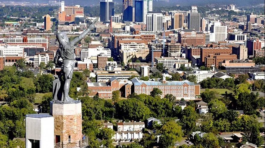 Birmingham, Alabama, se posicionó como la mejor para vivir por sus propiedades y sus salarios