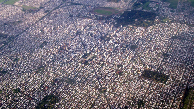 Las propiedades en La Plata subieron más que en otras ciudades