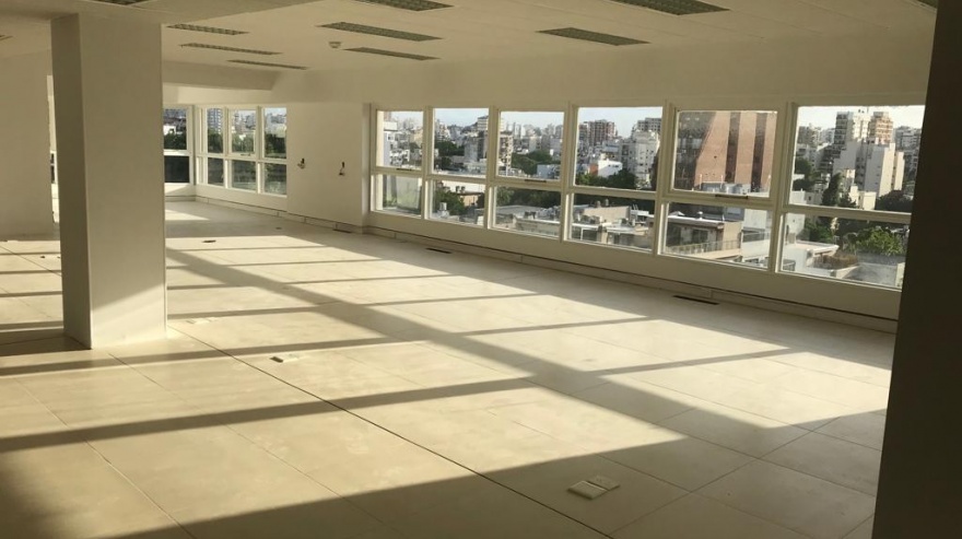 Baja el valor de las oficinas