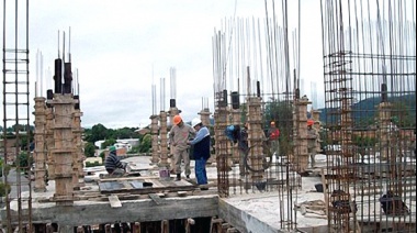Volvió a caer el empleo en la construcción