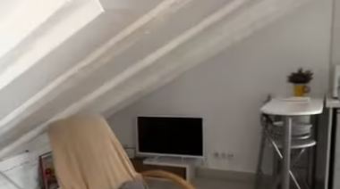 El video viral de un departamento que indignó a la vicepresidenta de España