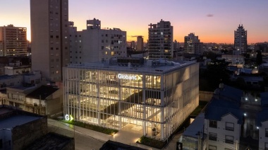 El nuevo edificio de Globant en Tandil, con una gran escalera como protagonista
