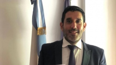 Otro martillero "dispara" contra el Colegio platense