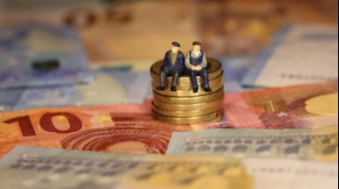 Qué es la vivienda inversa, una fórmula que permite a los mayores vender su casa y vivir en ella