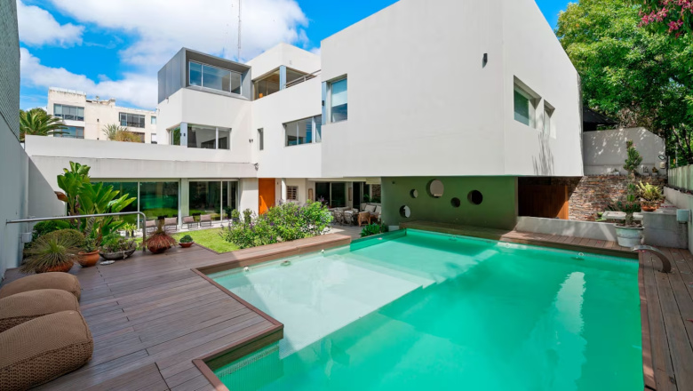 Se vende una de las joyas de Villa Devoto