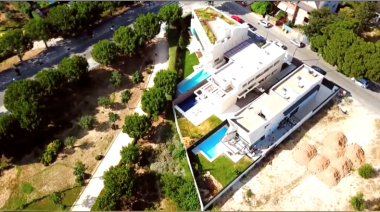 Cómo es la lujosa casa que compró Luis Miguel para vivir con su novia en Madrid