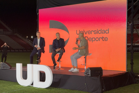 Estudiantes de La Plata presentó la Fundación Universidad del Deporte