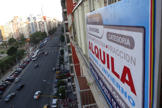 Cuánto cuesta alquilar un dos ambientes en CABA