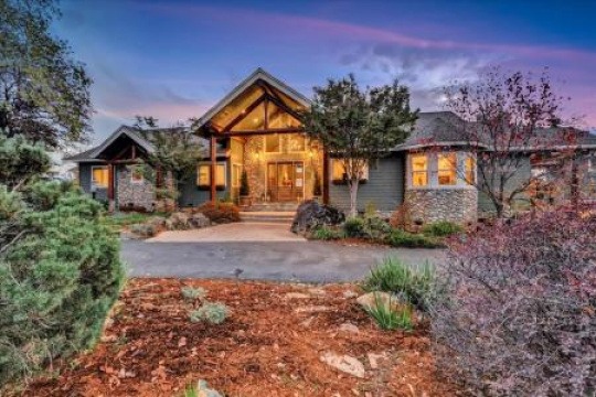 La compraventa de viviendas en California cae un 24%