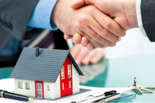 Cuánto hay que ganar para comprar un departamento de U$S100.000