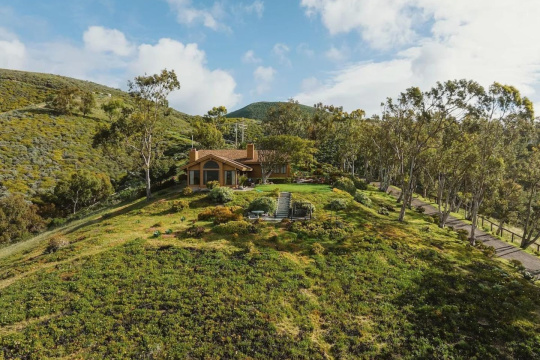 James Cameron vendió por U$S33 millones su casa autosustentable