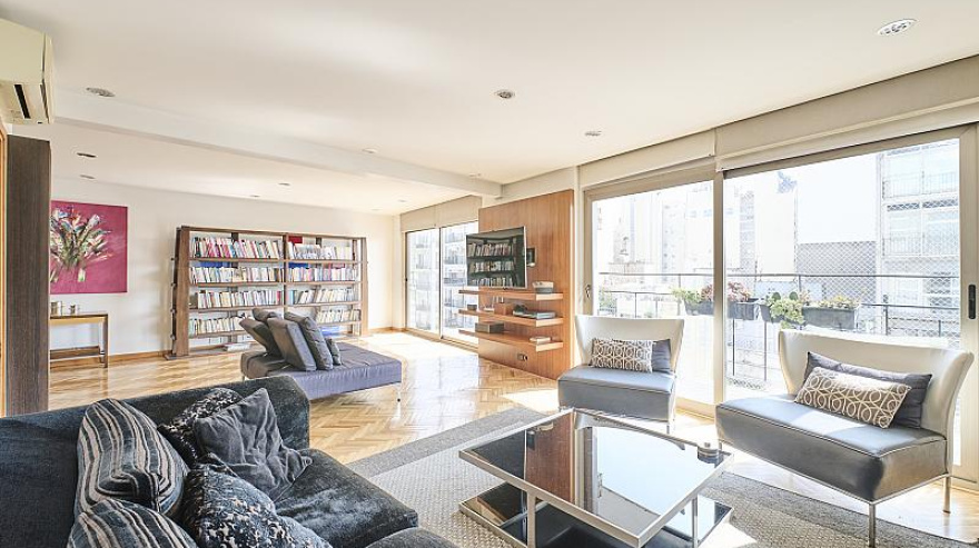 Casi no se consiguen departamentos de tres ambientes en CABA